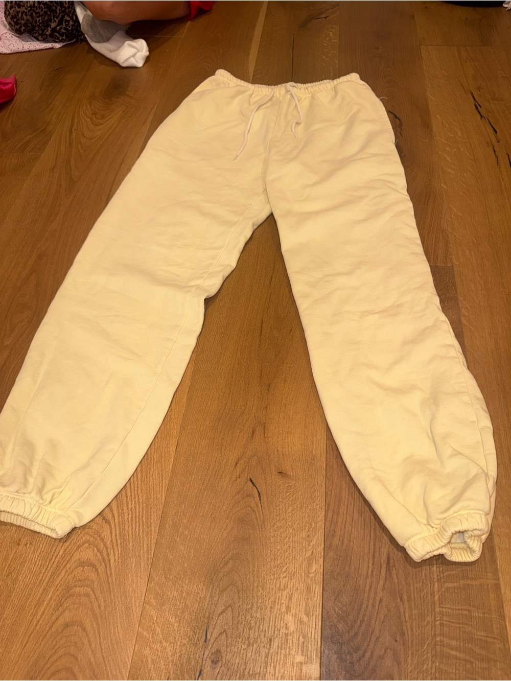 Brandy Melville Cream Elastic Waist Joggers